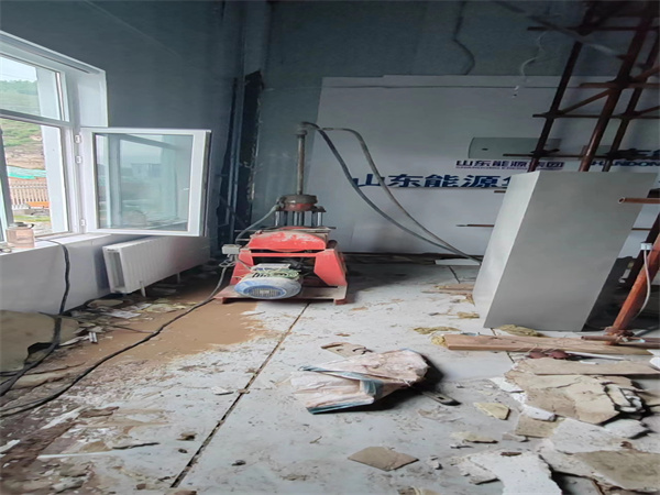 阳曲地基基础下沉墙体裂缝加固注浆顶升施工