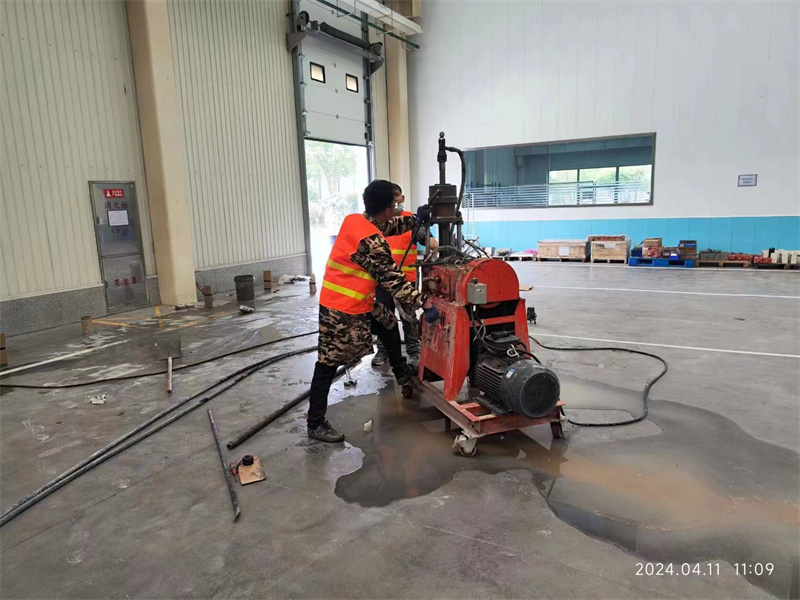 阳曲厂房地面下沉塌陷注浆加固施工